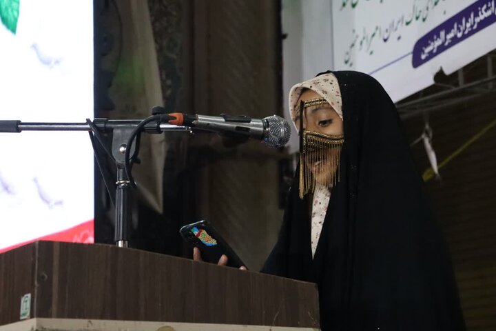 تصاویر/ حضور پرشور کودکان، نوجوانان و مردان و زنان انقلابی و ولایی شهر اشکذر در هشتاد و ششمین شب از حماسه حضور