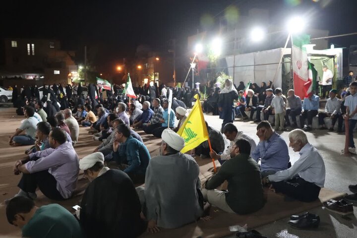تصاویر/ حضور پرشور کودکان، نوجوانان و مردان و زنان انقلابی و ولایی شهر اشکذر در هشتاد و ششمین شب از حماسه حضور