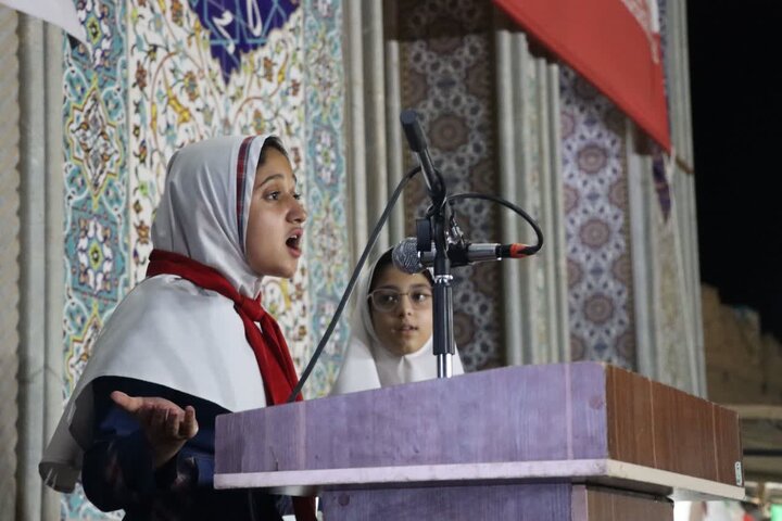 تصاویر/ حضور پرشور کودکان، نوجوانان و مردان و زنان انقلابی و ولایی شهر اشکذر در هشتاد و ششمین شب از حماسه حضور