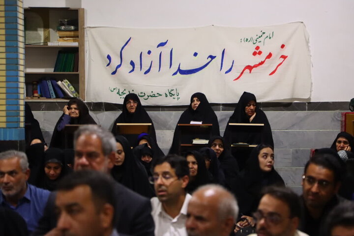 تصاویر/ راهپیمایی بافقی ها با حضور امام جمعه بافق و مردم همیشه در صحنه شهرستان در بلوار وحشی بافقی