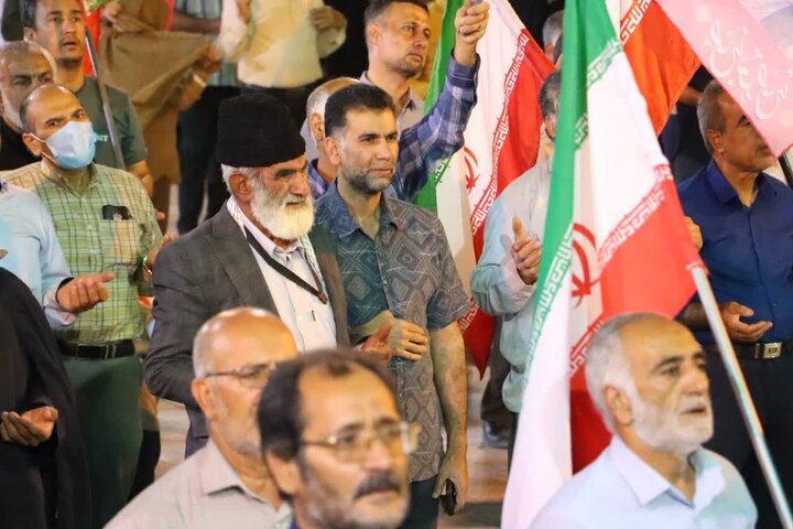 تصاویر/ راهپیمایی بافقی ها با حضور امام جمعه بافق و مردم همیشه در صحنه شهرستان در بلوار وحشی بافقی