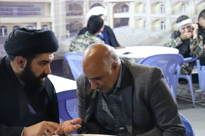 تصاویر/ تداوم فعالیت موکب مدرسه علمیه امام خامنه ای ارومیه در تجمعات مردمی