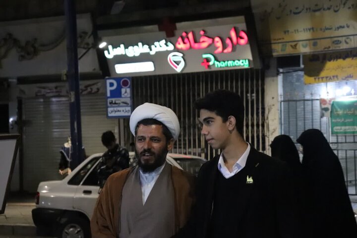 تصاویر/ تداوم فعالیت موکب مدرسه علمیه امام خامنه ای ارومیه در تجمعات مردمی
