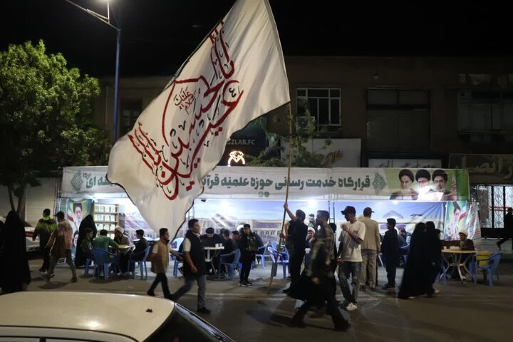 تصاویر/ تداوم فعالیت موکب مدرسه علمیه امام خامنه ای ارومیه در تجمعات مردمی