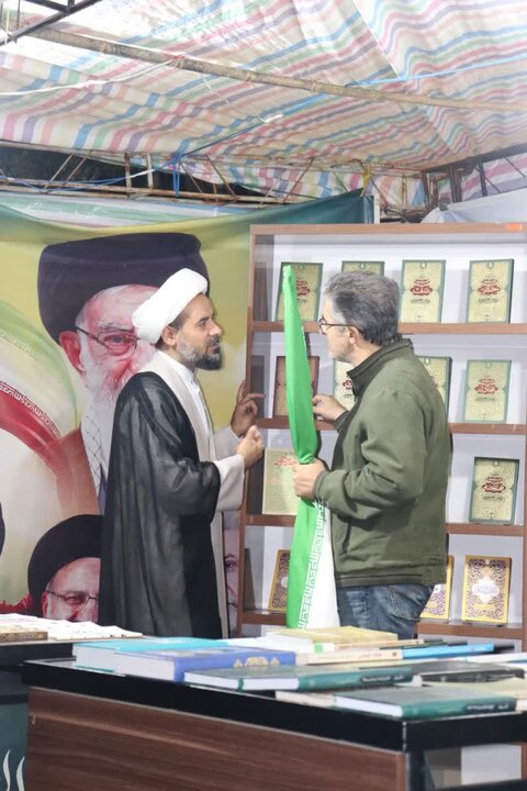 تصاویر/ تداوم فعالیت موکب مدرسه علمیه امام خامنه ای ارومیه در تجمعات مردمی