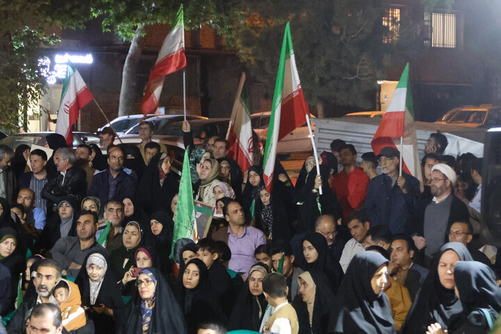 تصاویر /  اجتماع بزرگ فرهنگیان همدان در شب‌های اقتدار