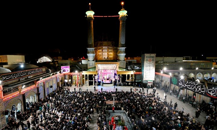 تصاویر/ سومین شب آیین مسلمیه در حرم مطهر حضرت سیدالکریم(ع)