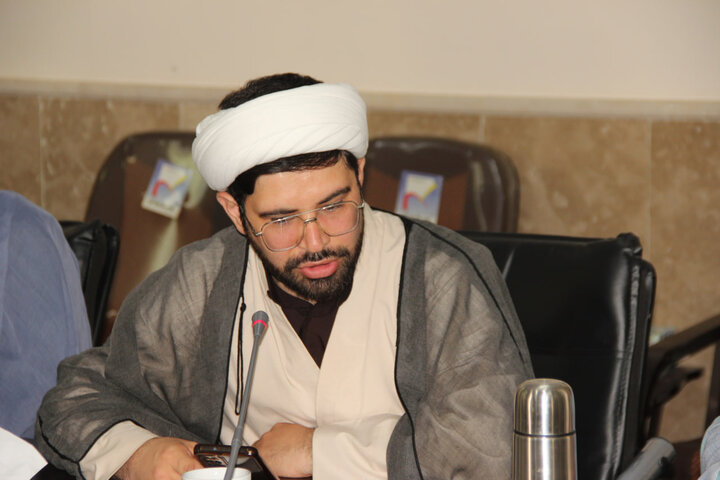 تصاویر / نشست مدیر حوزه علمیه استان  قزوین با مبلغین امین حوزه علمیه قزوین