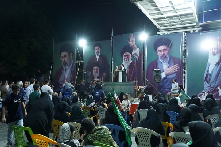 تصاویر/گردهمایی دانش‌آموزان، والدین و فرهنگیان استان لرستان بمناسبت دهه امامت و ولایت