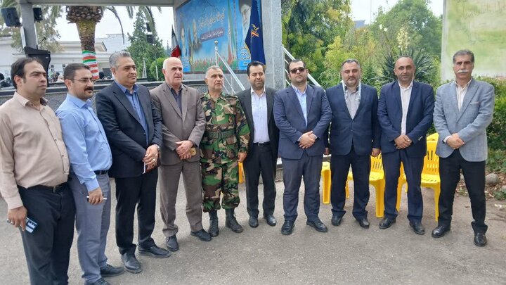 تصاویر/ حضور ائمه جمعه شهرستان آمل در مراسم صبحگاه مشترک نیروهای مسلح