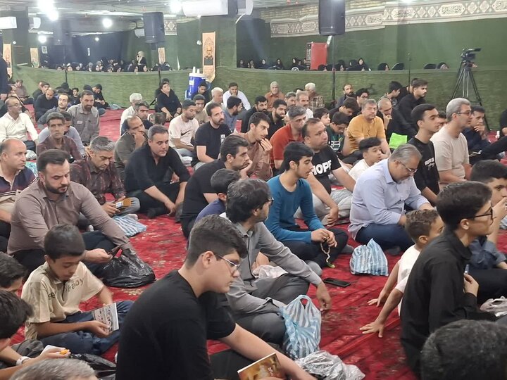 فیلم| مراسم پرفیض معنوی دعای عرفه در موسسه امیرالمومنین کاشان