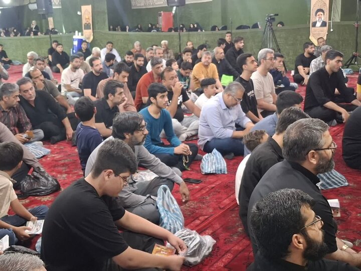 فیلم| مراسم پرفیض معنوی دعای عرفه در موسسه امیرالمومنین کاشان
