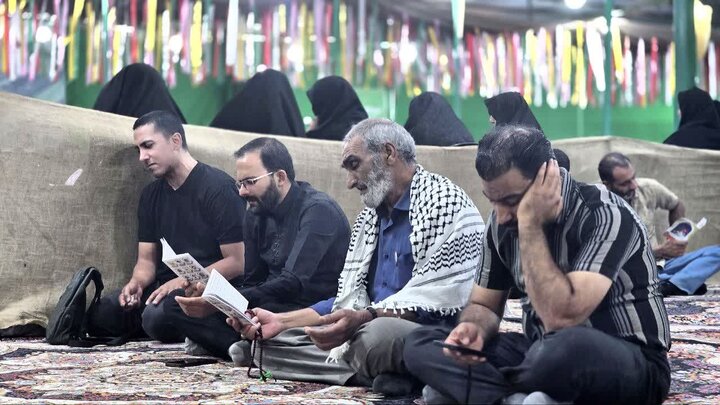 تصاویر/طنین دعای عرفه در جوار شهدای گمنام حسین‌آبادکویر