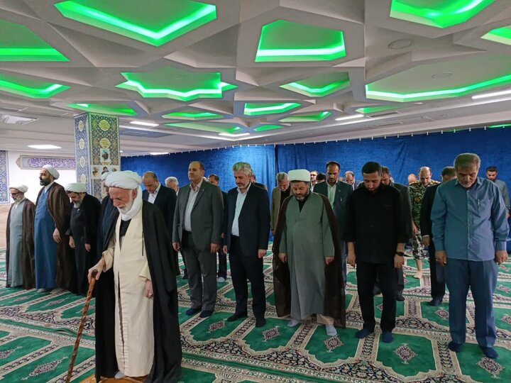 تصاویر/حضور نماینده ولی فقیه در استان مرکزی، در مدرسه علمیه خاتم الانبیا اراک