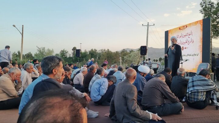 تصاویر/ مراسم قرائت دعای عرفه در رابر