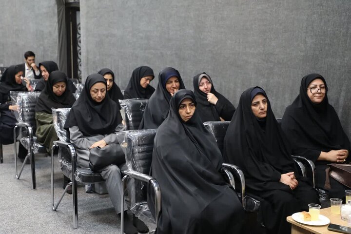 تصاویر/ دیدار مدیرکل کانون پرورش فکری کودکان و نوجوانان استان سمنان با حضور نماینده ولی فقیه در استان سمنان