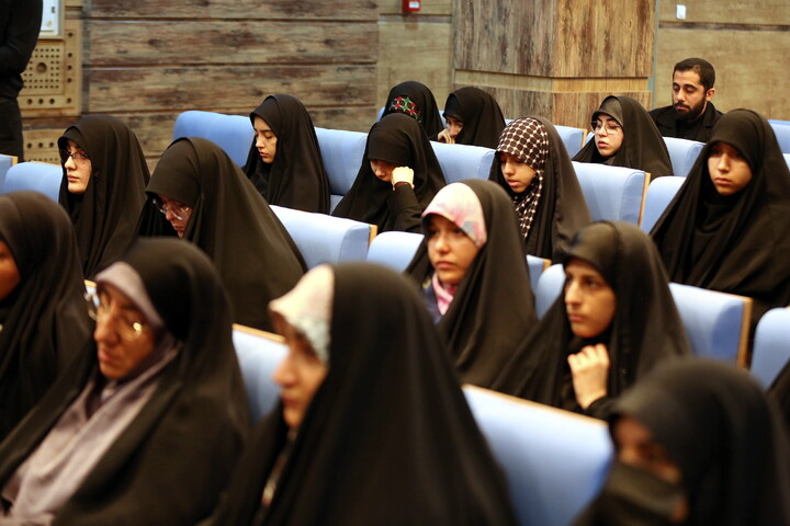 تصاویر/ گرامیداشت و بزرگداشت دوّمین سالگرد شهادت شهید جمهور دکتر آیت‌الله سید ابراهیم رئیسی و شهدای خدمت در دانشگاه باقرالعلوم(ع)
