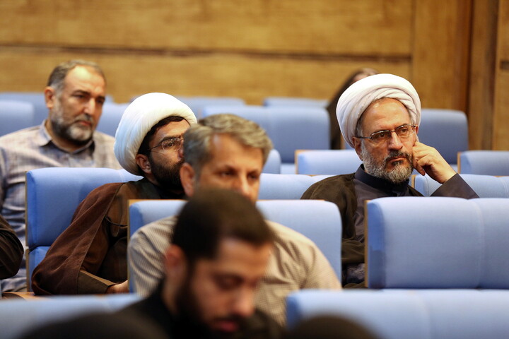 تصاویر/ گرامیداشت و بزرگداشت دوّمین سالگرد شهادت شهید جمهور دکتر آیت‌الله سید ابراهیم رئیسی و شهدای خدمت در دانشگاه باقرالعلوم(ع)