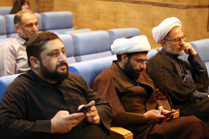 تصاویر/ گرامیداشت و بزرگداشت دوّمین سالگرد شهادت شهید جمهور دکتر آیت‌الله سید ابراهیم رئیسی و شهدای خدمت در دانشگاه باقرالعلوم(ع)