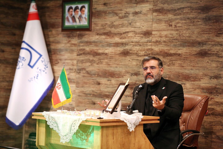 تصاویر/ گرامیداشت و بزرگداشت دوّمین سالگرد شهادت شهید جمهور دکتر آیت‌الله سید ابراهیم رئیسی و شهدای خدمت در دانشگاه باقرالعلوم(ع)