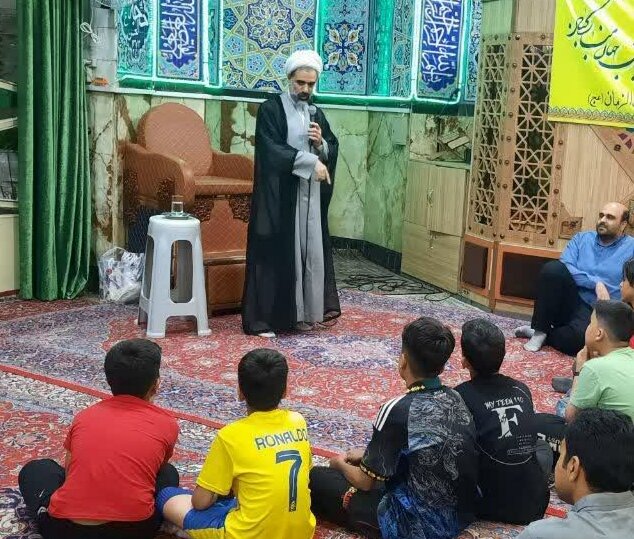 تصاویر/ مشارکت جهادی روحانیون در طرح تربیتی نوجوانه مسجد صاحب الزمان (عج)