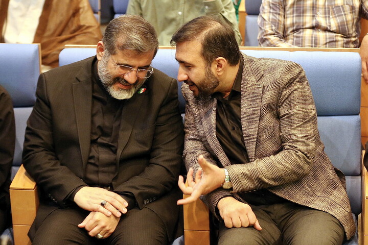 تصاویر/ گرامیداشت و بزرگداشت دوّمین سالگرد شهادت شهید جمهور دکتر آیت‌الله سید ابراهیم رئیسی و شهدای خدمت در دانشگاه باقرالعلوم(ع)
