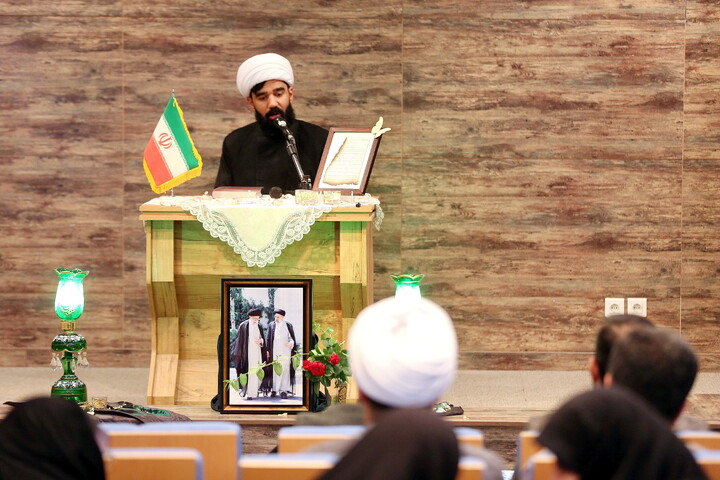 تصاویر/ گرامیداشت و بزرگداشت دوّمین سالگرد شهادت شهید جمهور دکتر آیت‌الله سید ابراهیم رئیسی و شهدای خدمت در دانشگاه باقرالعلوم(ع)