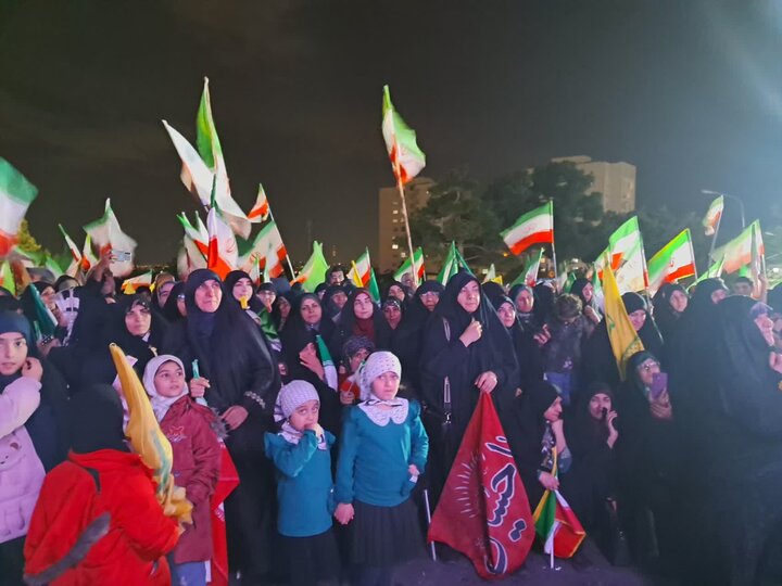 تصاویر/ اجتماع بزرگ اهالی مسجد امام حسن مجتبی (ع) شهرک شهید محلاتی در خون خواهی امام شهید