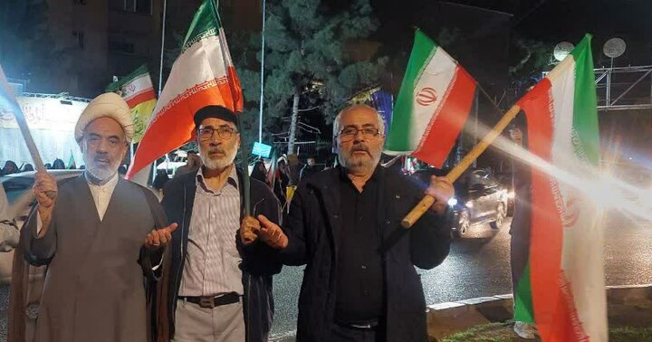 تصاویر/ اجتماع بزرگ اهالی مسجد امام حسن مجتبی (ع) شهرک شهید محلاتی در خون خواهی امام شهید