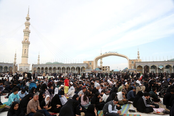 تصاویر/ قرائت دعای عرفه در مسجد مقدس جمکران