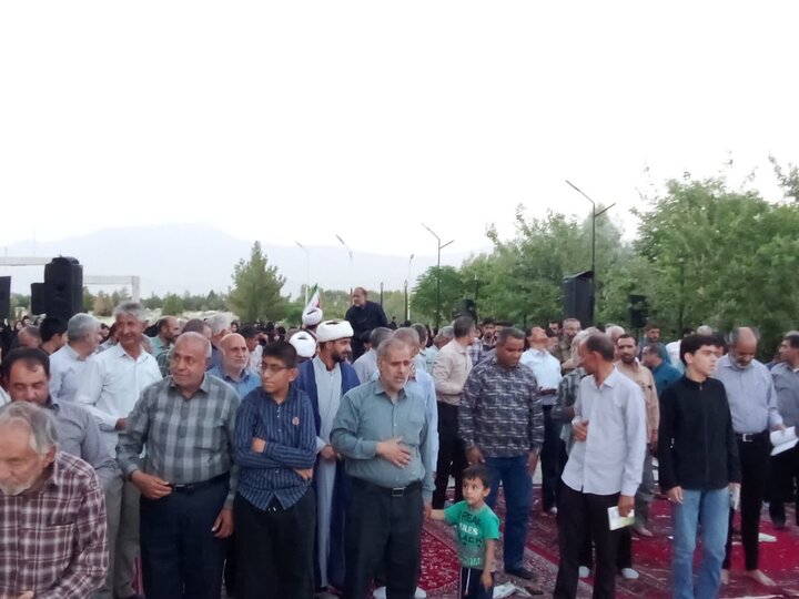 تصاویر/ مراسم قرائت دعای عرفه در محی آباد