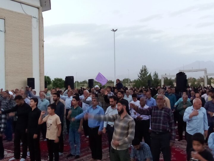 تصاویر/ مراسم قرائت دعای عرفه در محی آباد