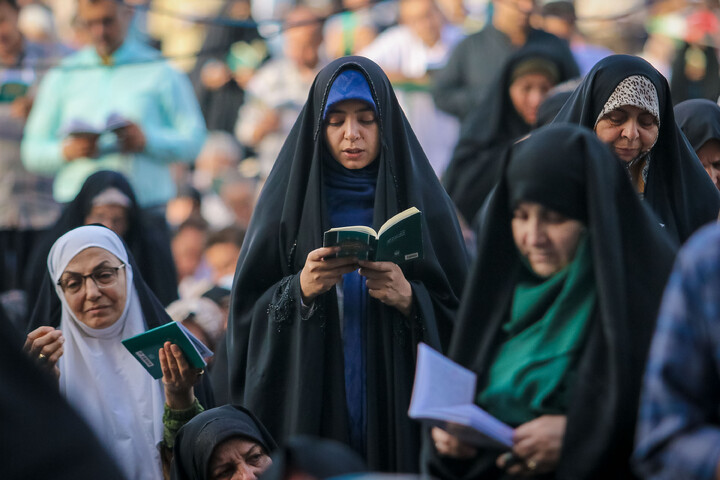 تصاویر/ قرائت دعای عرفه در حرم مطهر امام‌ رضا علیه‌السلام