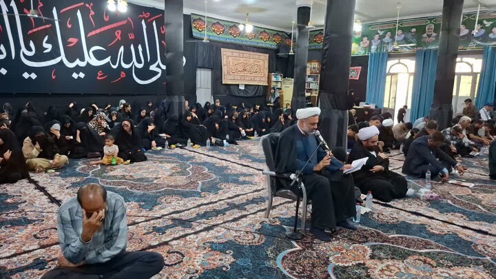 تصاویر/ مراسم دعای پرفیض عرفه در سیراف