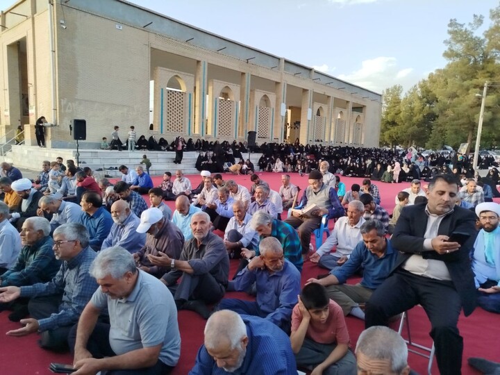 تصاویر/ مراسم قرائت دعای عرفه در ماهان