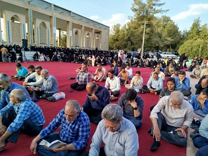 تصاویر/ مراسم قرائت دعای عرفه در ماهان