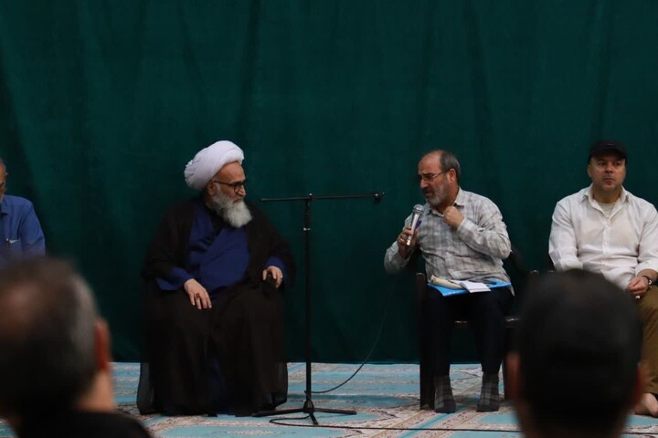 تصاویر/دیدار رزمندگان گروه سید الشهدا آبادان با عضو مجلس خبرگان رهبری