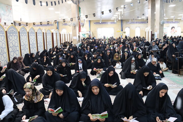 تصاویر/ مراسم معنوی دعای عرفه در بندر دیّر