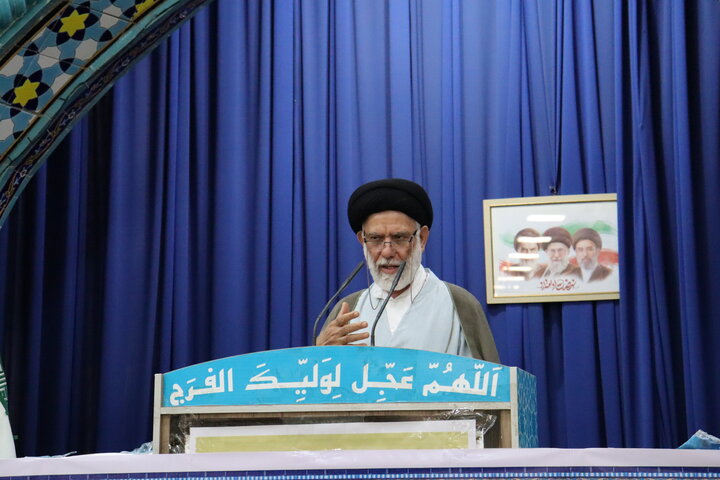 تصاویر/ مراسم معنوی دعای عرفه در بندر دیّر