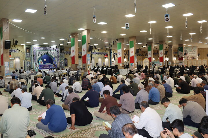 تصاویر/ مراسم معنوی دعای عرفه در بندر دیّر