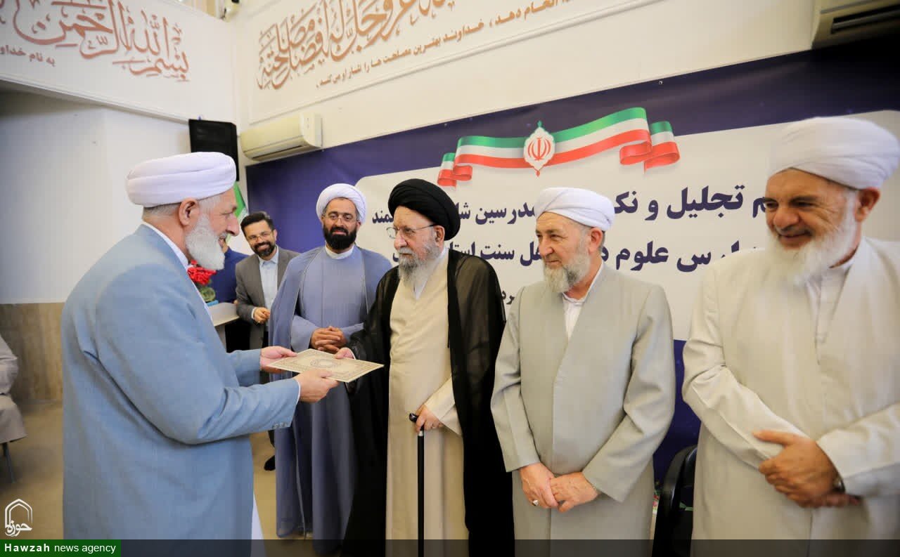تصاویر / مراسم تجلیل و نکوداشت مدرسین مدارس علوم دینی اهل سنت گلستان