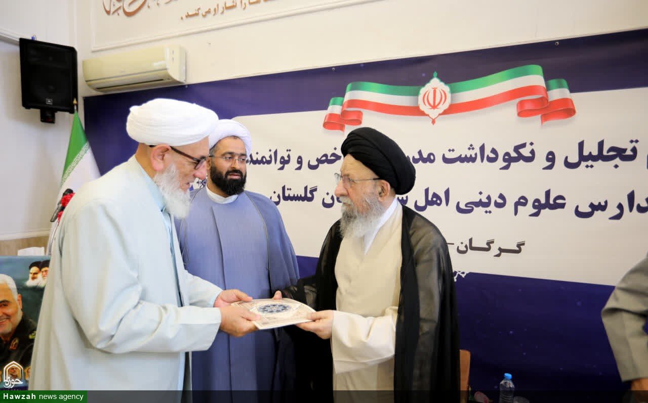 تصاویر / مراسم تجلیل و نکوداشت مدرسین مدارس علوم دینی اهل سنت گلستان
