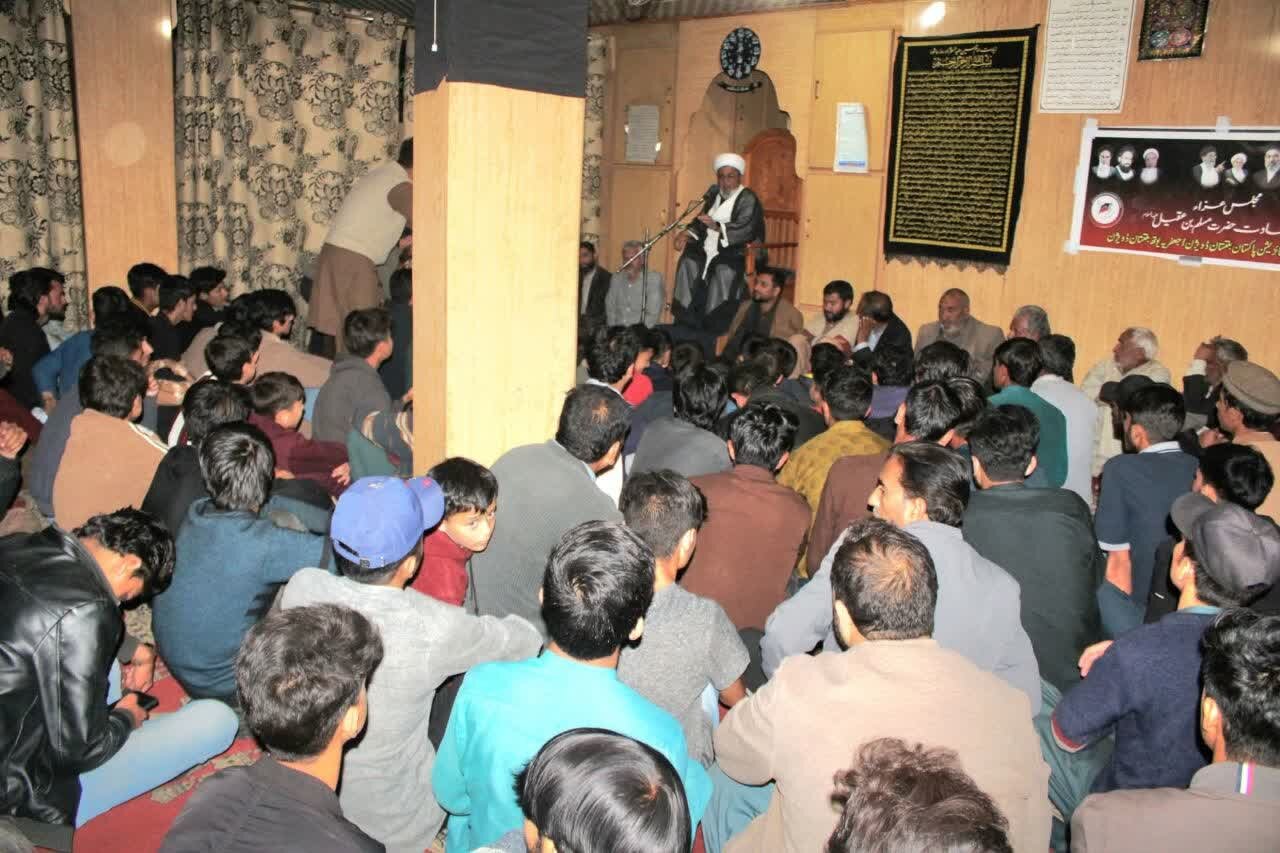 تعلیم صرف ڈگری کی حد تک محدود نہ کریں بلکہ سوفٹ اسلکز (Soft Skills) کی طرف جائیں