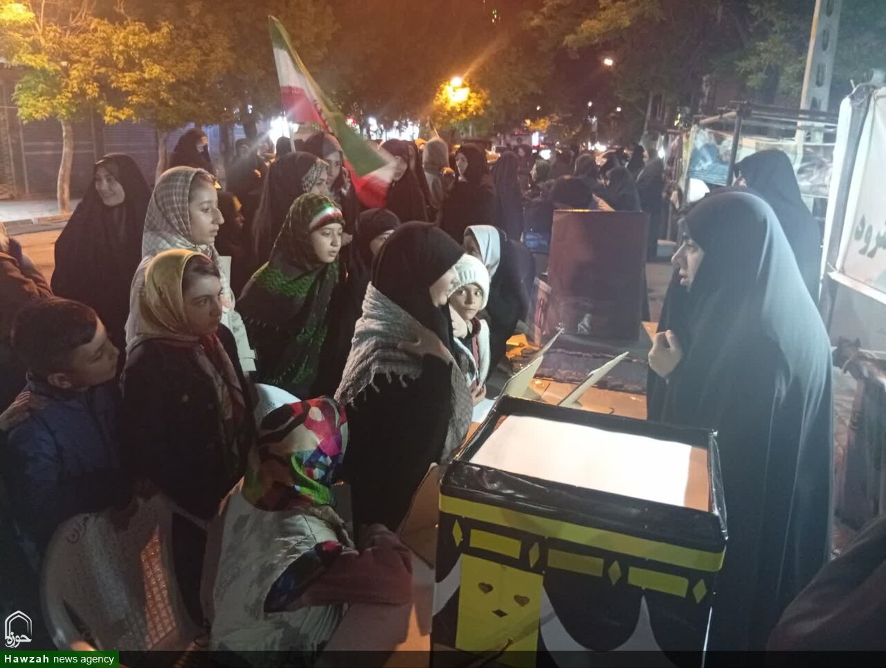 استقبال نسل جوان از «نقالی ولایت» در موکب مدرسه علمیه حضرت فاطمه الزهرا (س) هشترود