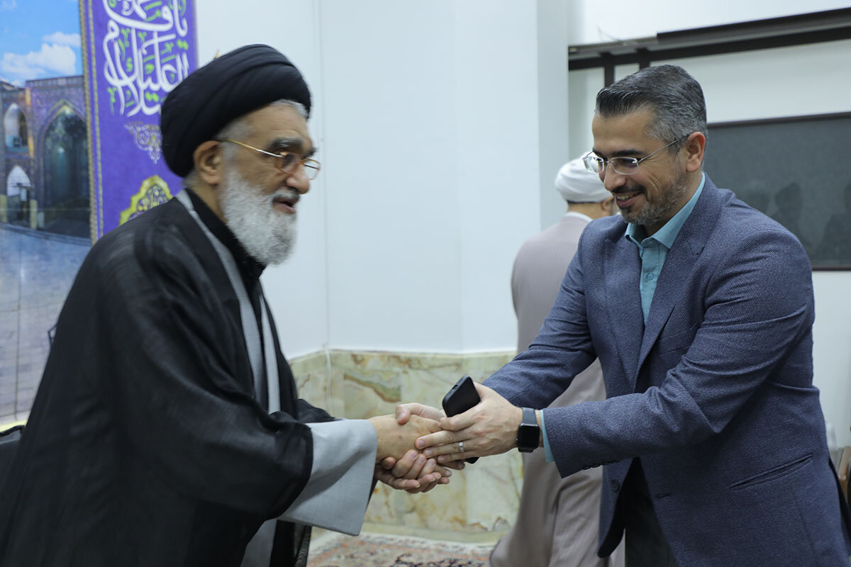 کسانی که از خط ولایت برگردند از اسلام بازگشته‌اند/ ماجرای صلح حدیبیه مناسب فیلمسازی است