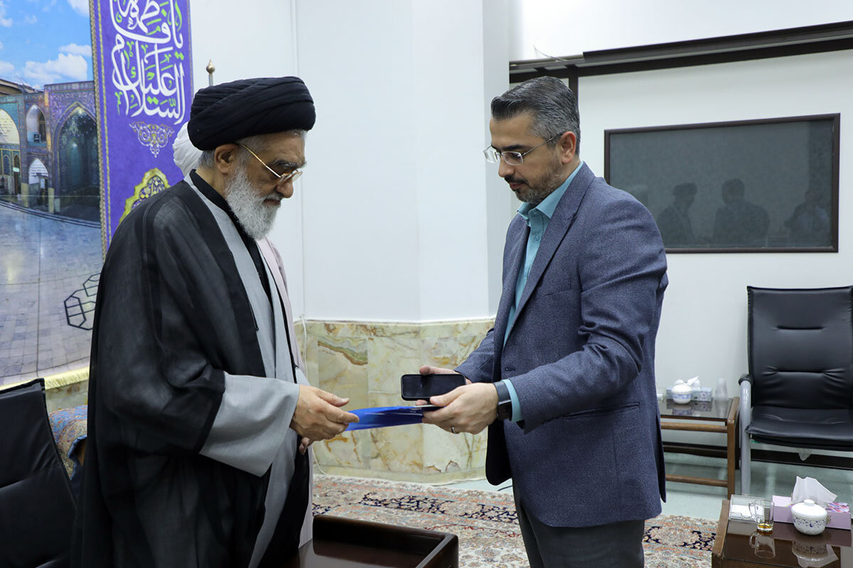 کسانی که از خط ولایت برگردند از اسلام بازگشته‌اند/ ماجرای صلح حدیبیه مناسب فیلمسازی است
