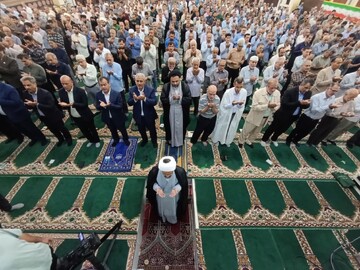 تصاویر/ برگزاری نماز عید سعید قربان در بوشهر