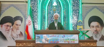 قدرت بازدارندگی و موشکی ایران فرامنطقه‌ای است / لزوم حفظ وحدت در برابر توطئه‌های دشمن