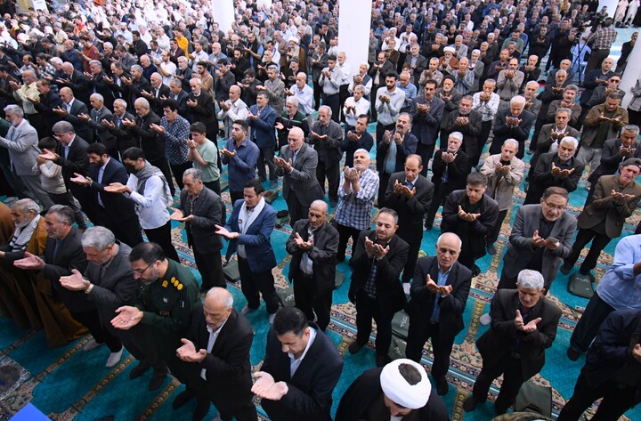 تصاویر/ اقامه نماز عید سعید قربان در ارومیه