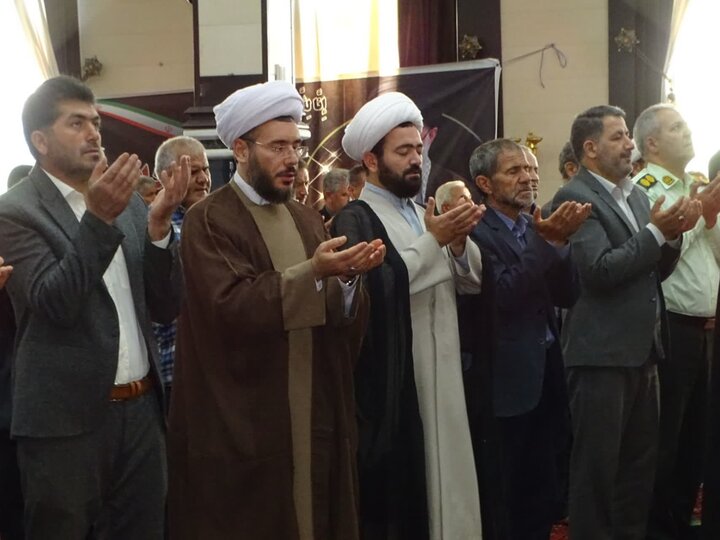 تصاویر/ اقامه نماز عید قربان در مسجد جامع چهاربرج